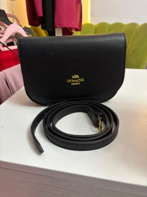 bolsa tipo ch negra 2 31 BOLSA TIPO CC NEG GIRLY BK